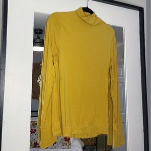 ADAY overhead longsleeve turtleneck in mustard yellow | size S